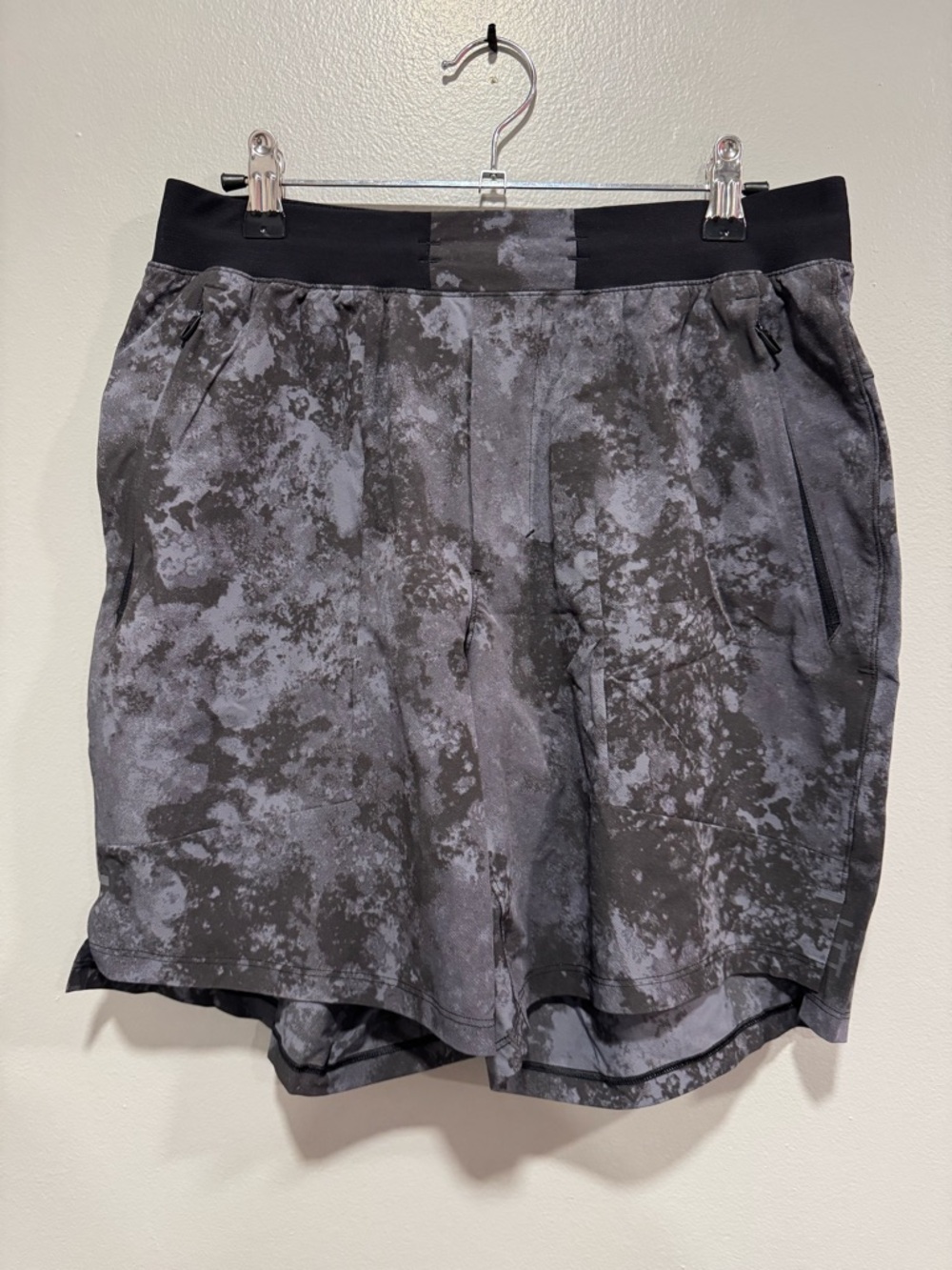 Lululemon License to Train Linerless Short 7" Size Medium